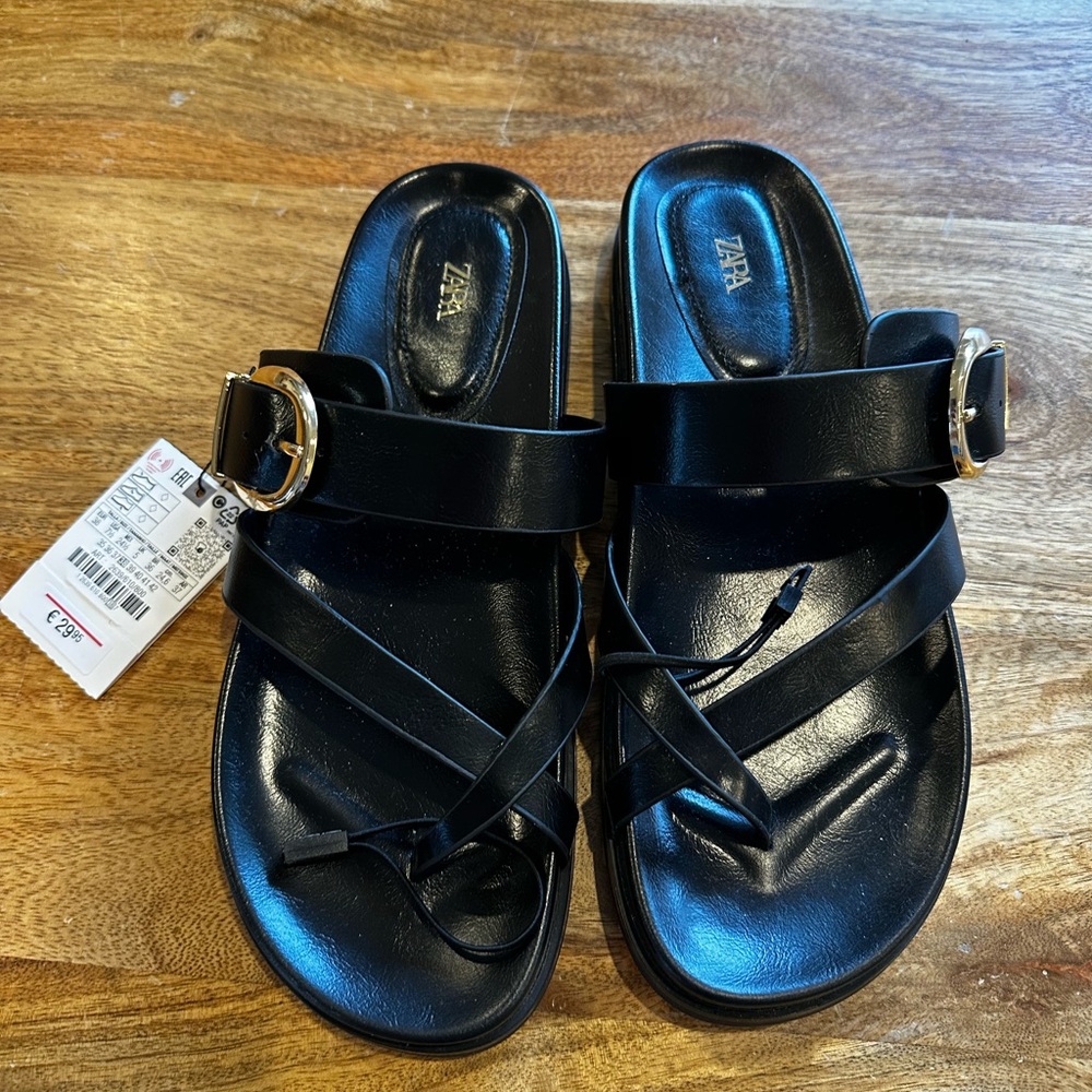 Zara Black Leather Buckle Sandals - Picture 3 of 6